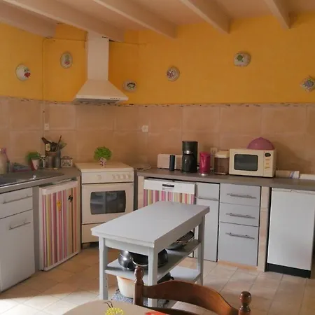 Lepicerie De Madeleine Holiday home *