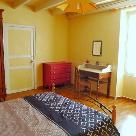 Lepicerie De Madeleine