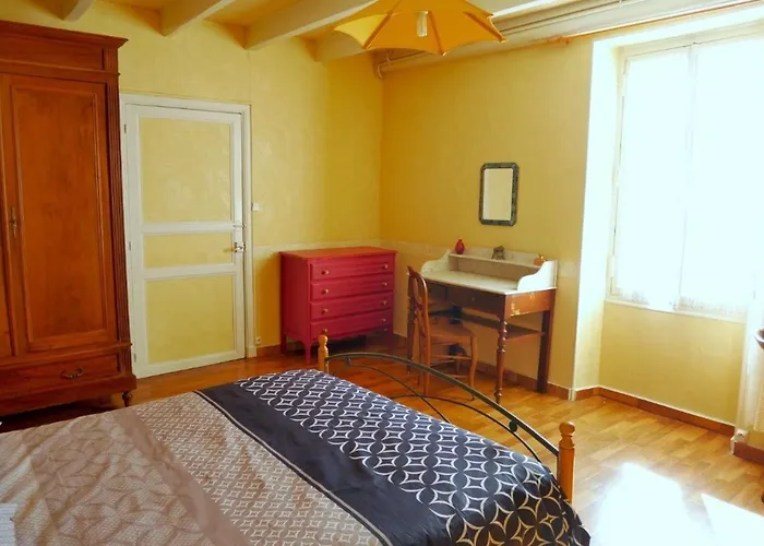 Lépicerie De Madeleine